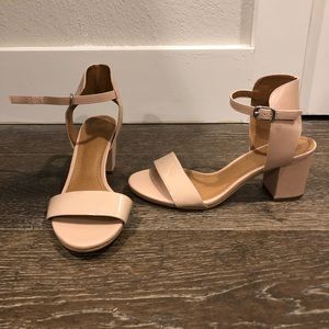 14th & Union sandals